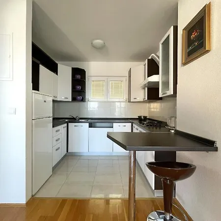 Apartmani Katic Makarska Exterior photo